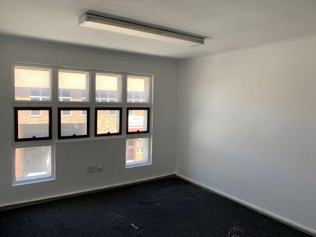 To Let Commercial Property for Rent in Montague Gardens Western Cape